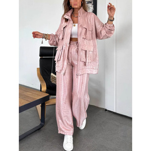 �羳�W��Ů�bֱͲ�Lѝ�ɼ��׼�ɫ�r���L���������w�ڴ�