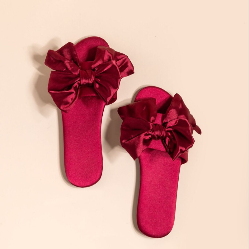 Spring and Summer Satin Bow Wedding Slippers Festive Red Couple Accompanying Bride Morning Gown Slippers This Year of Life Spring and Summer Satin Bow Wedding Slippers Festive Red Couple Accompanying Bride Morning Gown Slippers This Year of Life