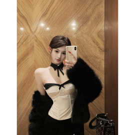 昕可达 精致少女感黑白拼色收腰设计显瘦抹胸内搭上衣 带chocker