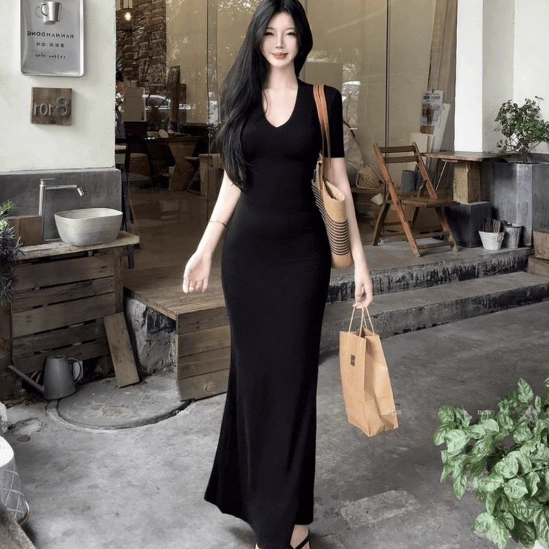 Pure Desire Black V-Neck Short Sleeve Dress, Summer Mature Style, Slim Fit, Bodycon Long Dress for Women Pure Desire Black V-Neck Short Sleeve Dress, Summer Mature Style, Slim Fit, Bodycon Long Dress for Women