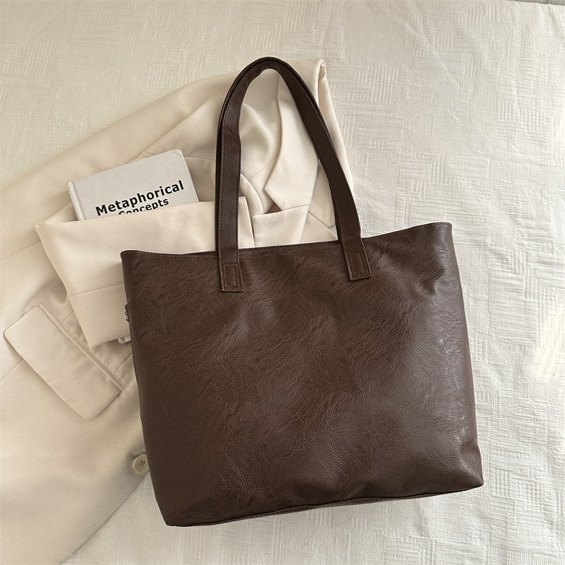 Bolsa de hombro casual para mujeres 2024 nueva moda para el trabajo en clase, bolsas de ocio de viaje, gran capacidad, bolsas de gran tamaño simples