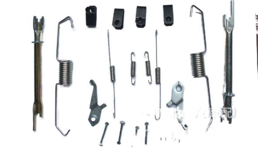 Suministro de fábrica Yingfeng mar León kit de reparación de frenos 05HIACE04943-08030 04943-26020