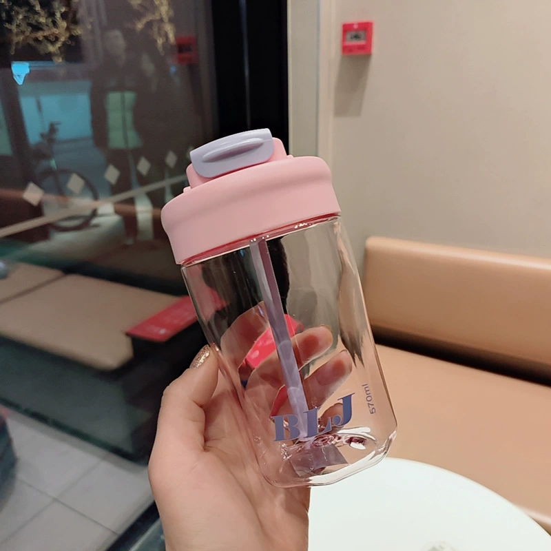 High quality handheld plastic coffee glass with glass, simple and elegant design, internet celebrity, fall protection