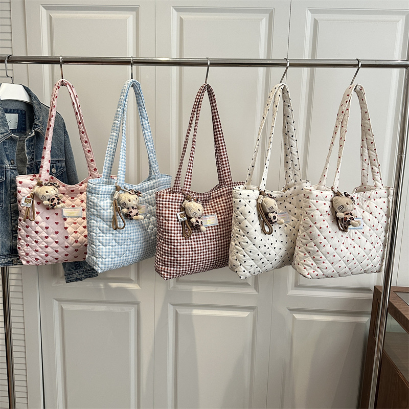 Women's Bag Korean Style Retro Love Heart Polka Dot Fashion Stylish Tote Bag for Ladies Commuting to Work Large Capacity Shoulder Bag Women's Bag Korean Style Retro Love Heart Polka Dot Fashion Stylish Tote Bag for Ladies Commuting to Work Large Capacity Shoulder Bag