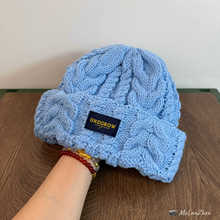 羊毛双层卷边麻花针织帽秋冬季保暖护耳帽韩系减龄字母贴布毛线帽
