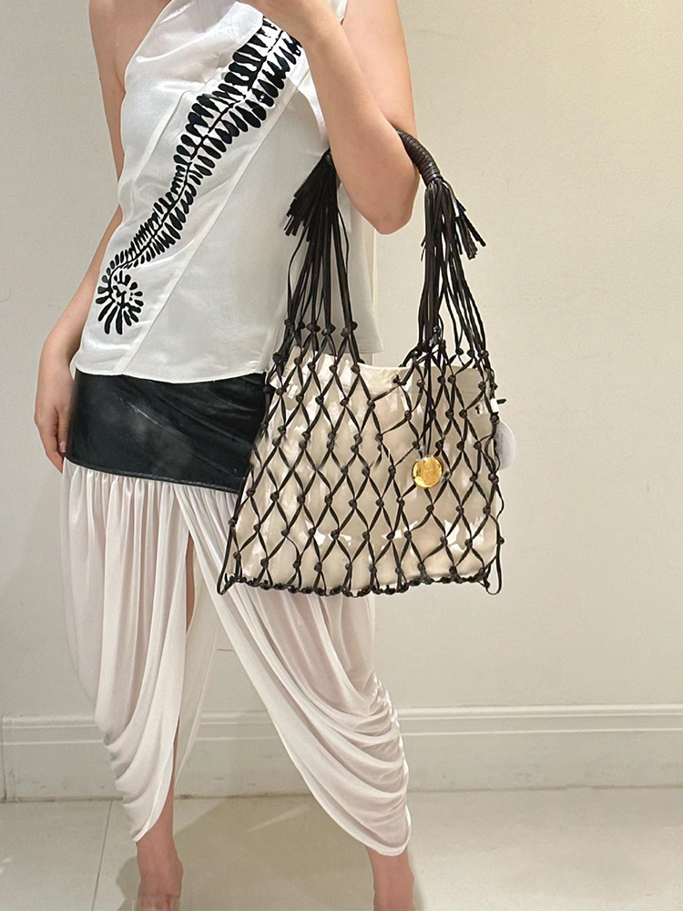 Niche designer 2, internet celebrity 024, new hollowed out woven mesh bag, fashionable and casual versatile single_voghion.com