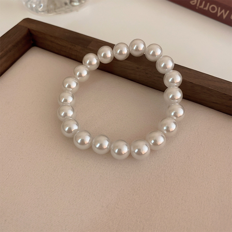 1 Piece Fashion Solid Color Imitation Pearl Beaded Women's Bracelets display picture 3