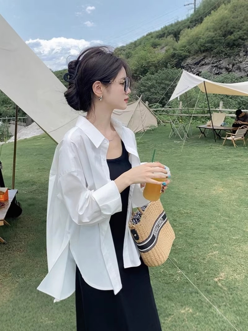 Áo sơ mi chống nắng nữ mỏng nhẹ dáng dài tay ngắn kiểu hở cổ — trắng