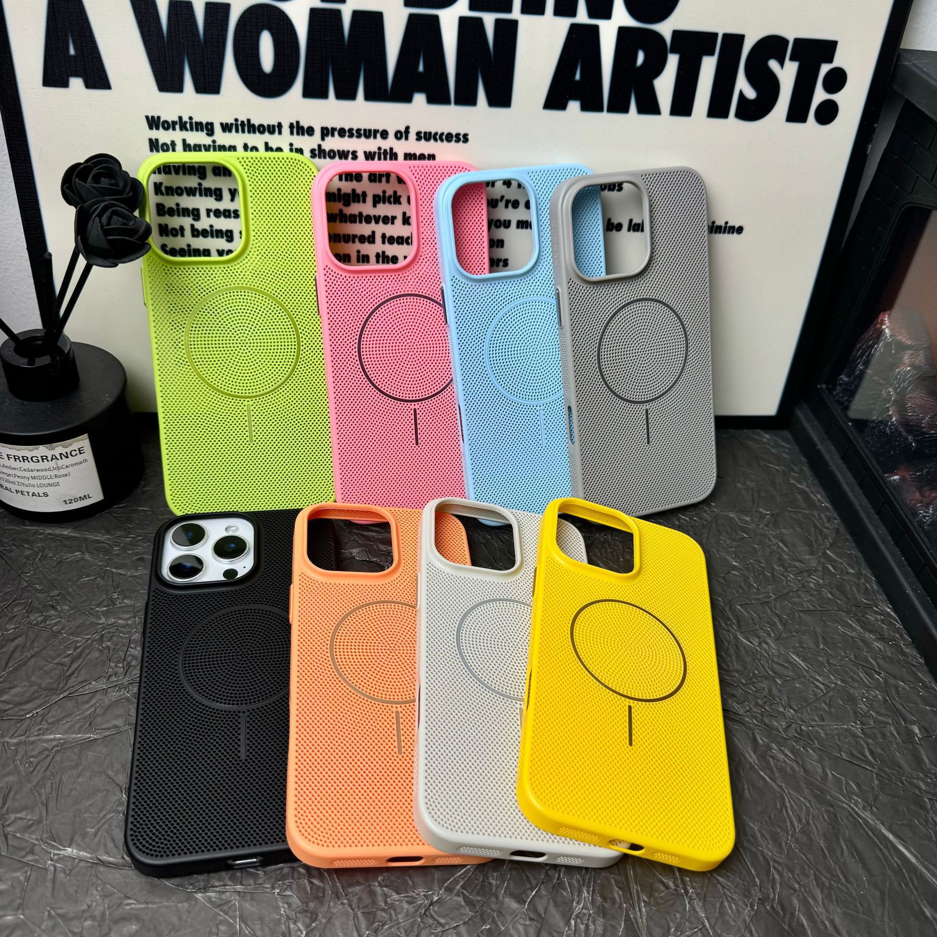 Verano nuevo estilo de disipación de calor de panal magnético para iPhone15 Apple 16ProMax funda para teléfono móvil 14 nuevo estilo 13 mujer