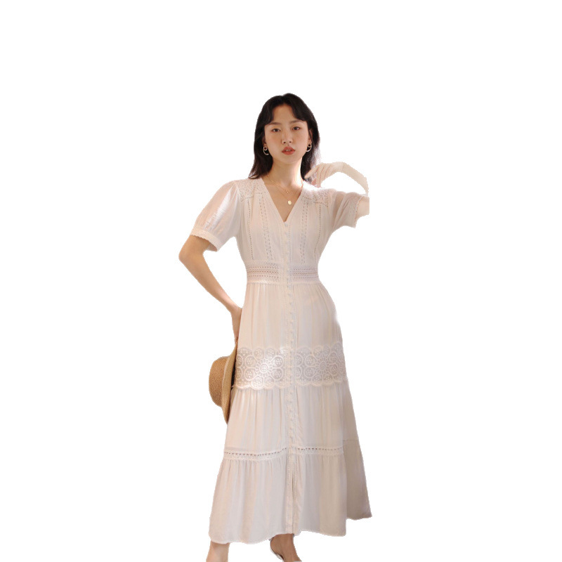2025夏新款气质显瘦长裙女连衣裙法式V领度假沙滩连衣裙F550|undefined