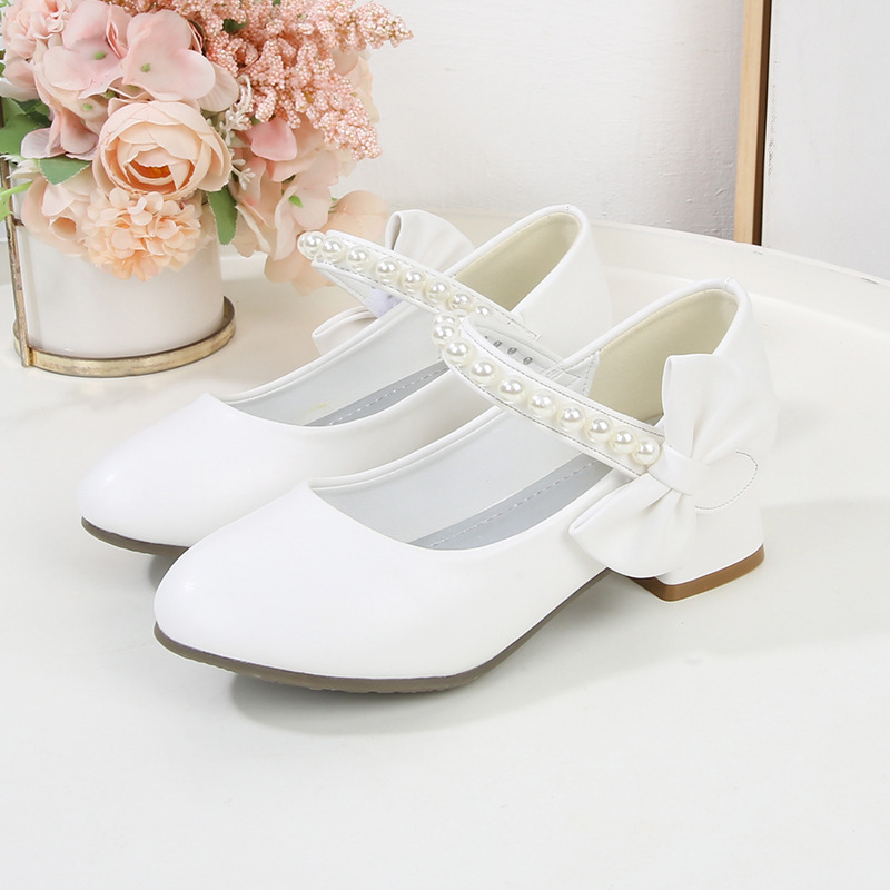 Girls' Leather Shoes Are Fashionable, Versatile, Elegant, Dance-Appropriate, with a Princess-Like Style, and Feature a High-Heeled Design for Children to Appear Taller