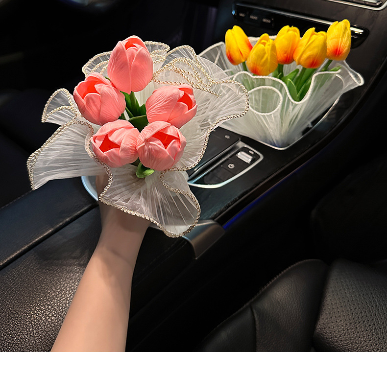 Car ornaments tulip bouquet ins style 2024 Internet famous new car center console interior decorations for girls