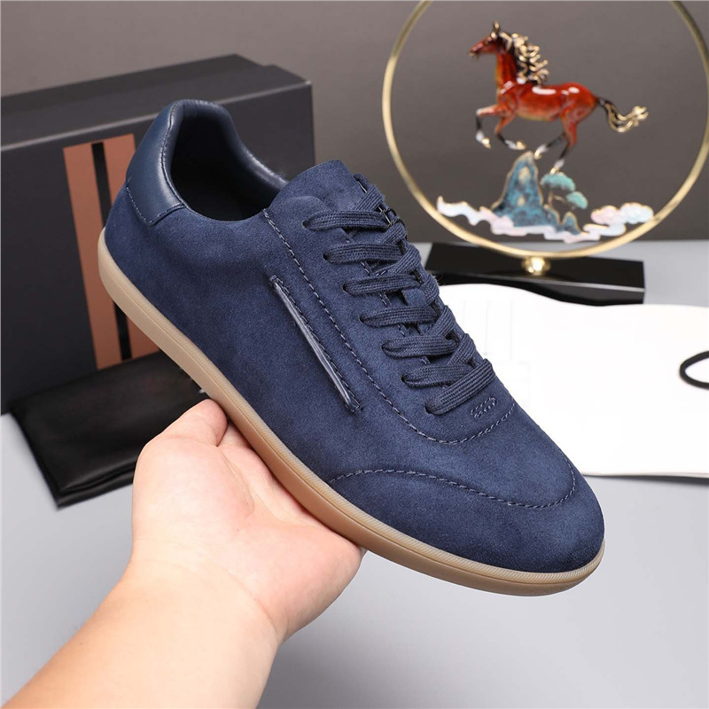 Nuevos zapatos de cuero transpirables de hombre europeos, zapatos cómodos de cuero esmerilado, zapatos de entrenamiento alemanes de todos los días, zapatos casuales, zapatos retrógrados, moda.