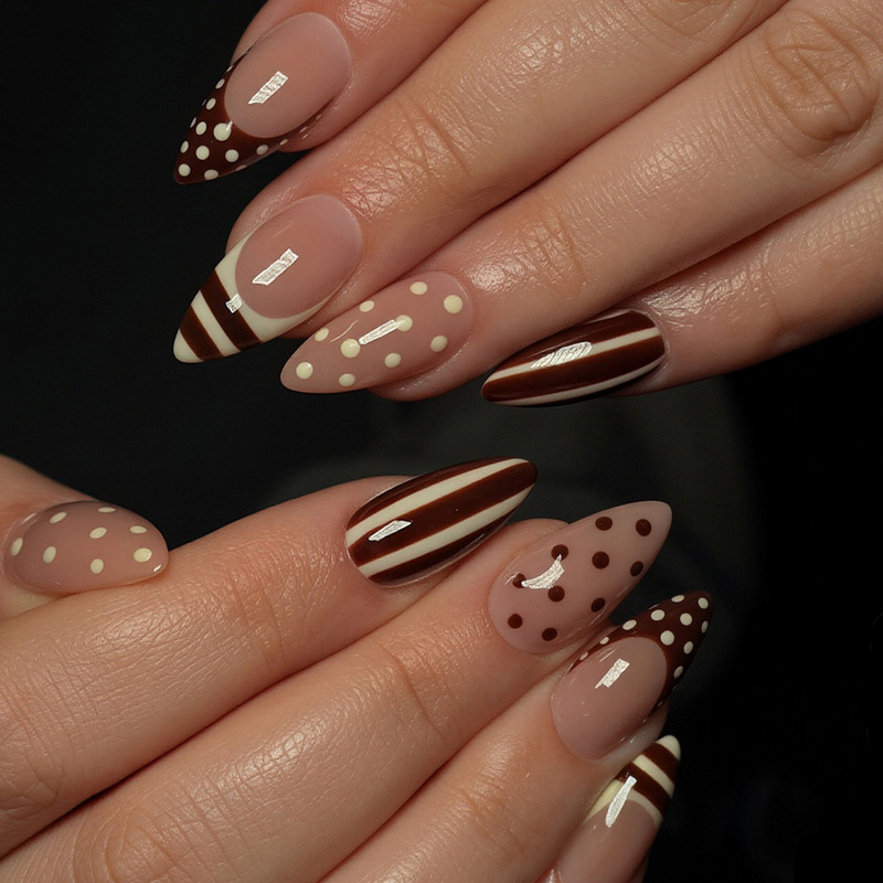30 pieces of popular almond-shaped French-style nail tips, striped French-style nail tips, and French-style wearable nails in a Maillard color palette with vertical stripes 30 pieces of popular almond-shaped French-style nail tips, striped French-style nail tips, and French-style wearable nails in a Maillard color palette with vertical stripes