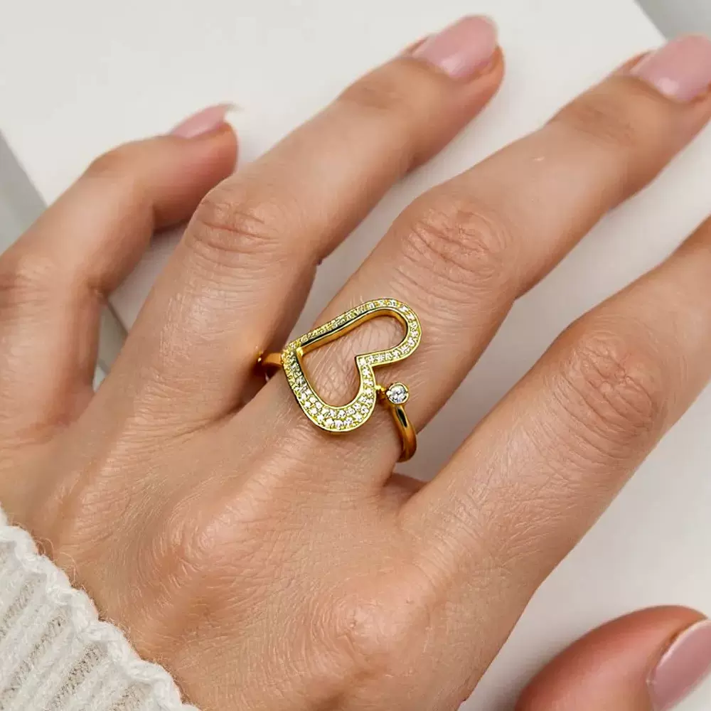 甜美百搭爱心戒指女轻奢设计高级感铜镀18K镶锆石指环跨境饰品