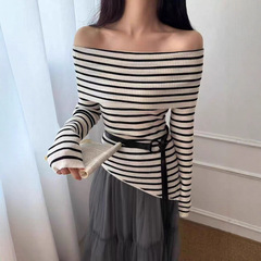 韩版时尚撞色条纹一字肩长袖打底衫女早秋新款不规则设计感上衣潮