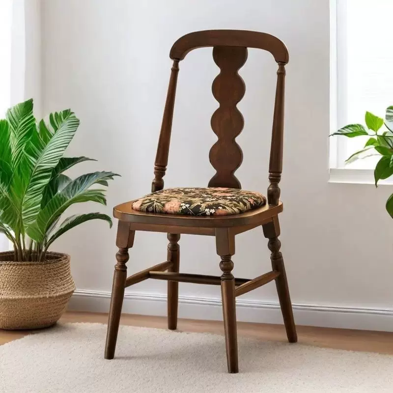 法式戴安娜餐椅实木靠背家用软包餐厅椅轻奢设计师休闲椅实木餐椅