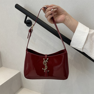 �羳����Ů��2025�¿�s�r����Ƥ����μ��Ҹ�°���ĸС������
