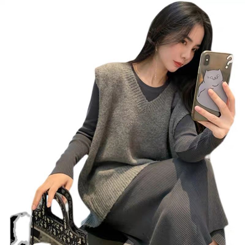 2025孕妇秋冬装毛衣背心马甲套装时尚小香风针织连衣裙两件套|undefined