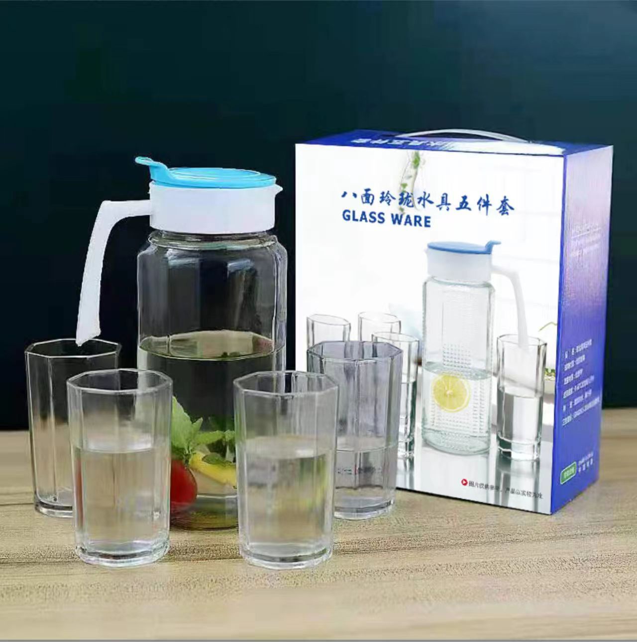 Botella de agua fría de vidrio simple regalo octogonal olla de pico de pato corrugado conjunto de agua al por mayor de gran capacidad traje de botella de agua fría