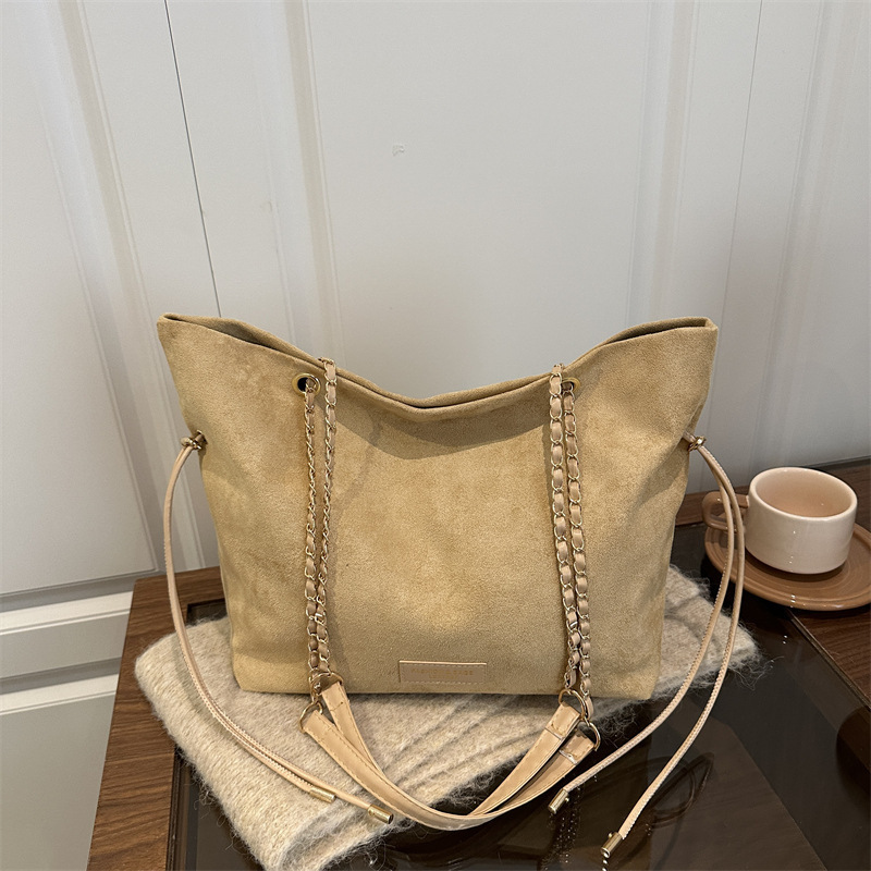 Korean Style Simple Elegant Large Capacity Commuter Fashion Deerskin Velvet Small Fresh Casual Chain Armpit Tote Shoulder Bag