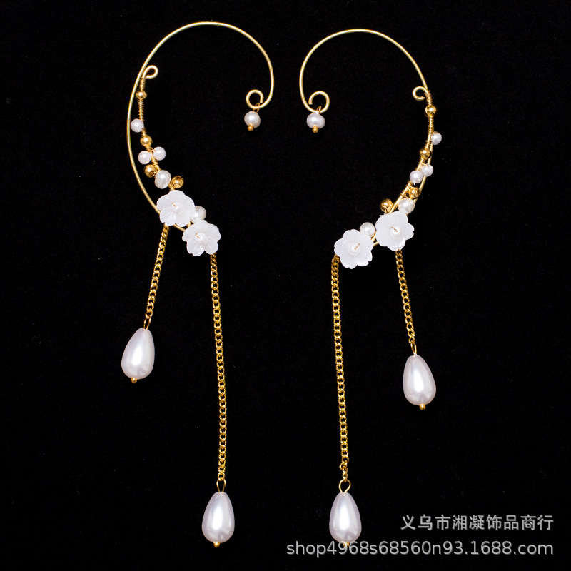 Hot-selling Amazon products for international trade: creative, handmade, woven elf earrings with tassels, no-piercing ear clips