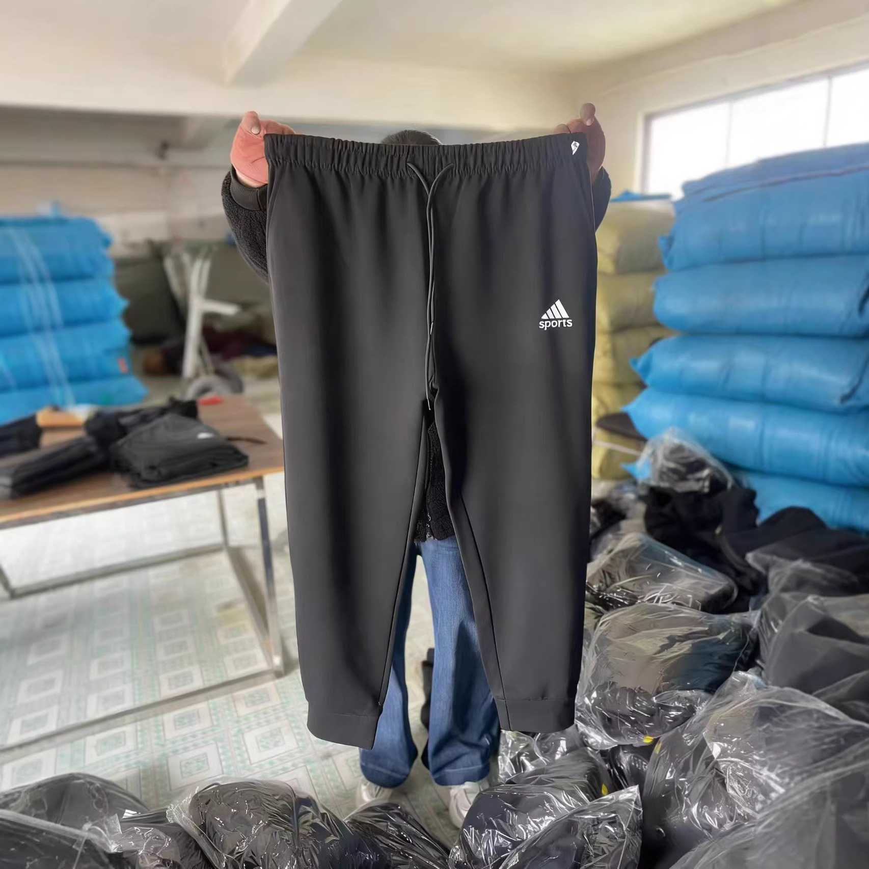 �����������˶������¿�ְִ�����ɸ�������������ֱͲ��װ��