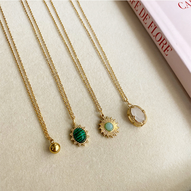 Women'S Gender Retro Geometric Metal Titanium Steel Inlay Artificial Gemstones Pendant Necklace