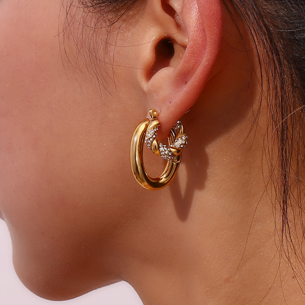 1 Pair Lady Simple Style Irregular Polishing Plating Stainless Steel 18K Gold Plated Hoop Earrings display picture 7