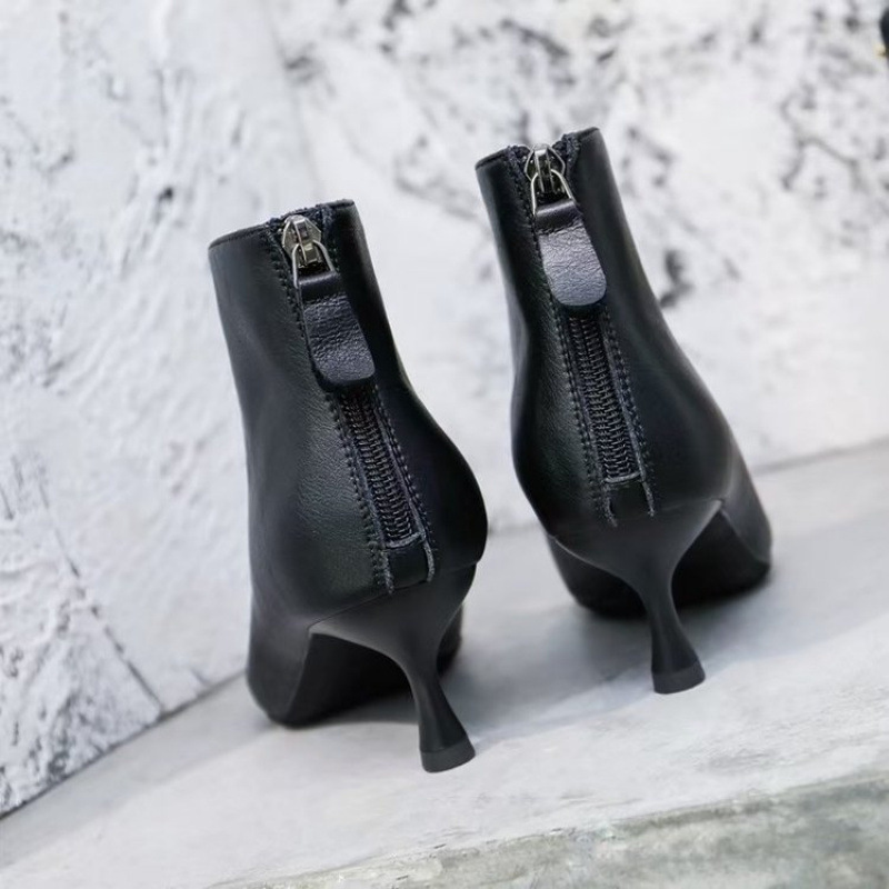 尖头细跟纯皮短靴女高跟鞋冬季2024年新款软牛皮鞋加绒靴子女