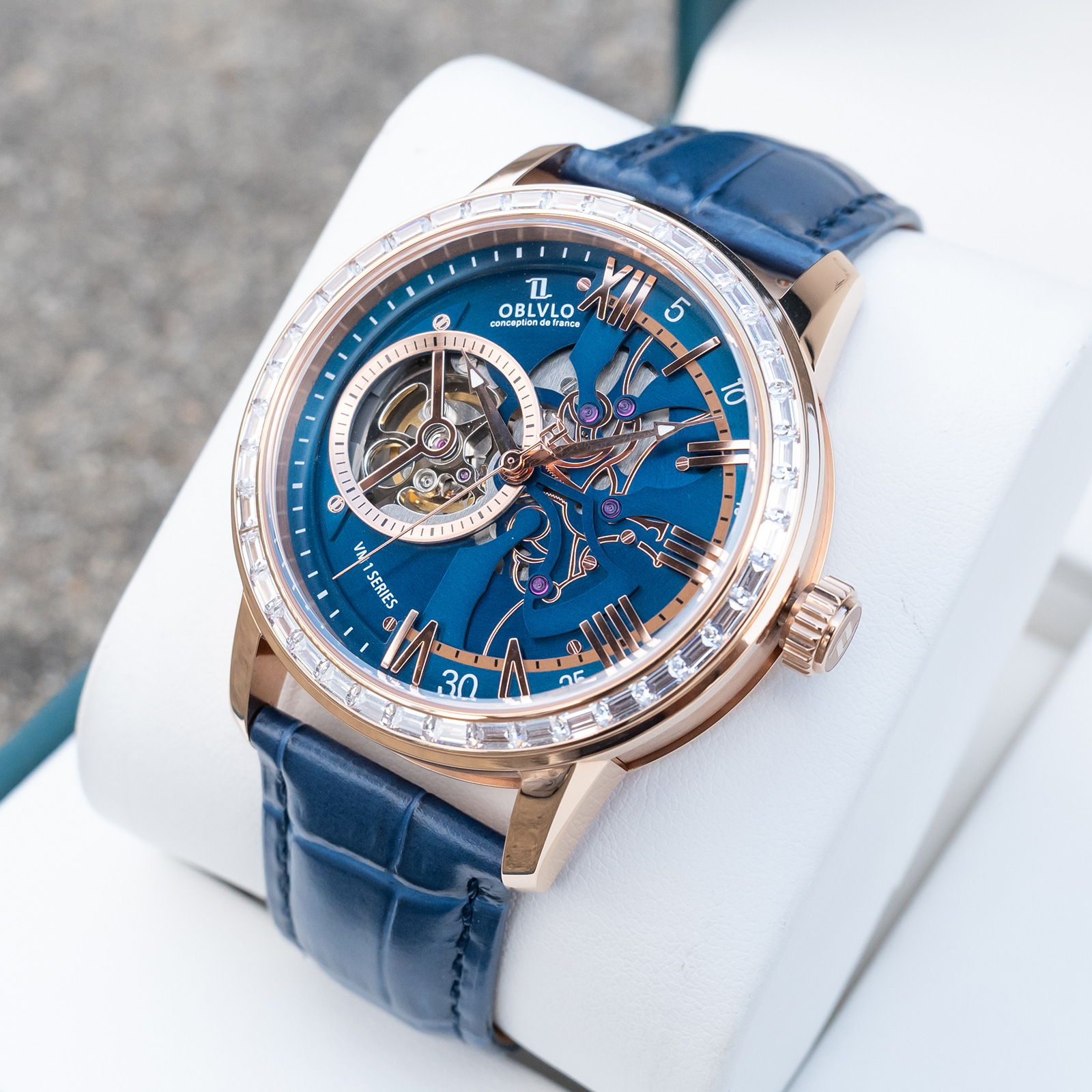 Oblvlo Opulo Classic Hollow Fully Automatic Mechanical Watch Hollow Retro Men's Belt Transparent Mechanical Watch