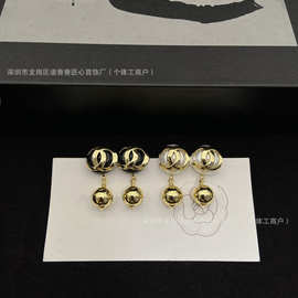 26b新款小香金球环绕双C耳钉女气质百搭树脂球体耳环香奶奶银针潮