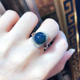 琥珀手饰;琥珀项饰;琥珀耳饰