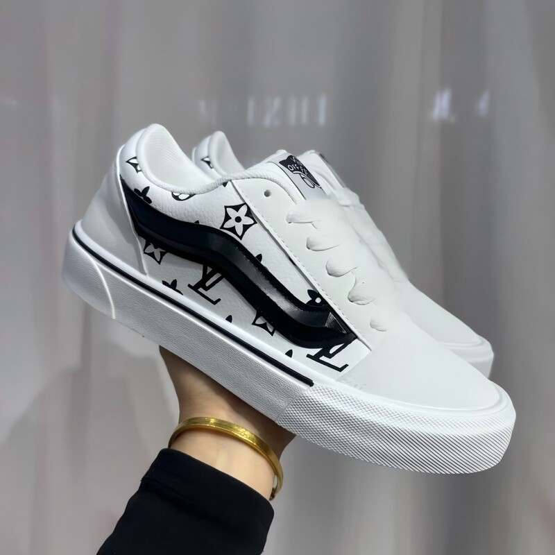 2026 New Couple Style Versatile Low-Top Sneakers for Men and Women, Trendy Brand Paisley Pattern Color-Blocking Casual Shoes, Flat Platform Shoes 2026 New Couple Style Versatile Low-Top Sneakers for Men and Women, Trendy Brand Paisley Pattern Color-Blocking Casual Shoes, Flat Platform Shoes
