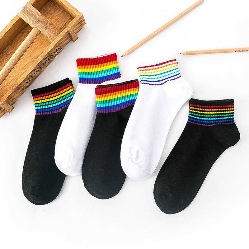 2021新款个性彩虹条纹女士短袜 春夏日系ins潮流学院休闲女袜