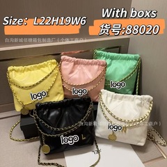 国境を越えた卸売 2025 インターネット有名人の同じスタイル Xiaoxiangjia 新しいファッショナブルなミニゴミ袋通勤チェーンバッグ女性用