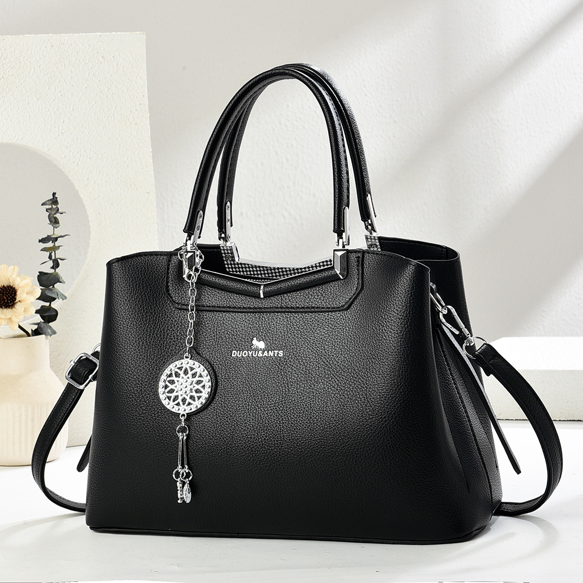 Fabricantes de bolsos de mujer moda todo fósforo comercio exterior nuevo bolso simple de gran capacidad bolso de hombro bolso de mensajero de tendencia coreana