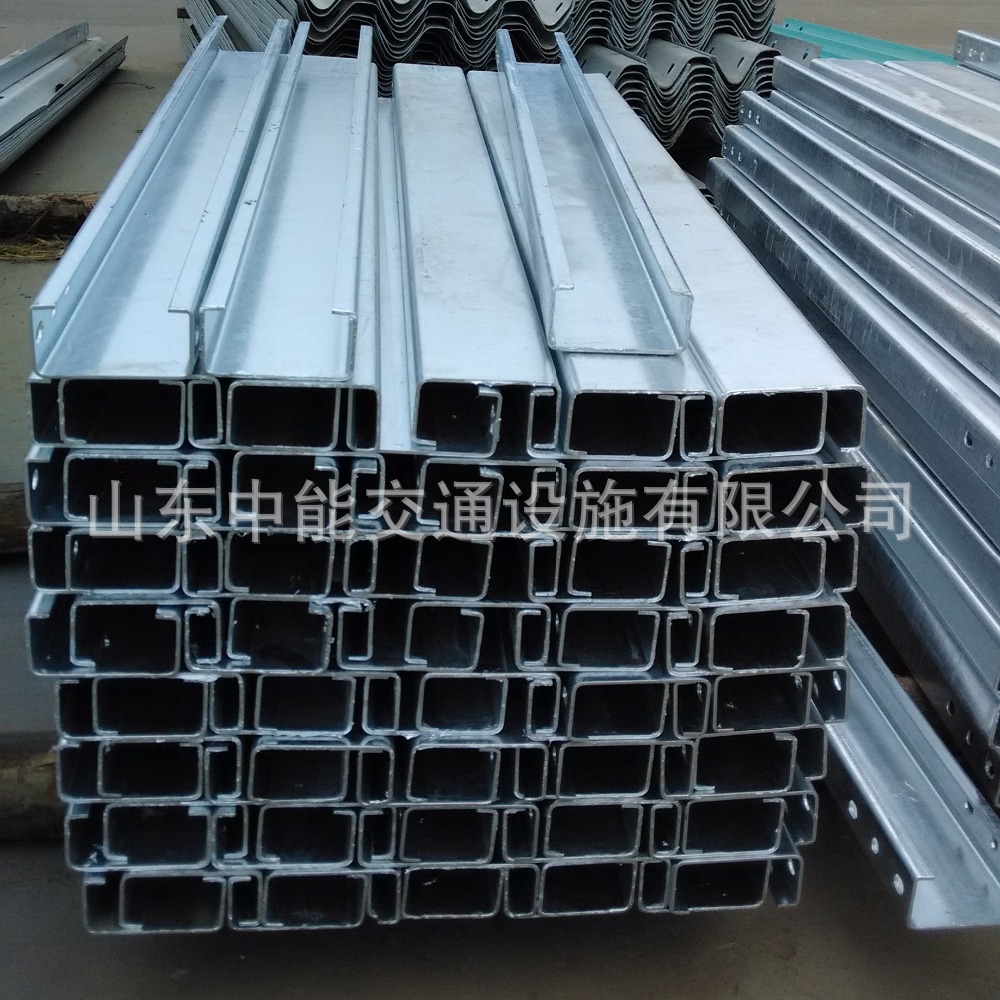 高速护栏板波形梁乡村国道省道护栏改造热镀锌喷塑出口护栏立柱