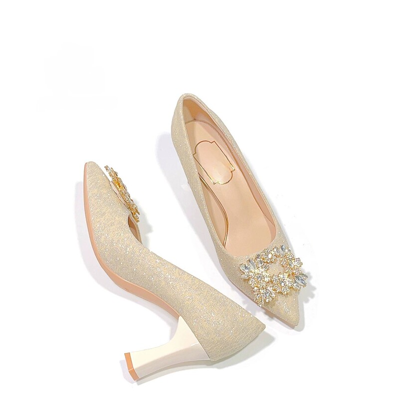 High-heeled wedding shoes, pointed-toe, square buckle, crystal-embellished, bridesmaid shoes, European and American style, French high heels, bridal flats, available in physical stores High-heeled wedding shoes, pointed-toe, square buckle, crystal-embellished, bridesmaid shoes, European and American style, French high heels, bridal flats, available in physical stores
