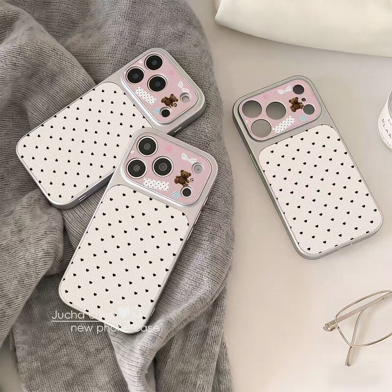 Window Bear Heart Spots Case for iPhone 17/16 Pro Max, Apple 15 Leather Texture Large Window Case