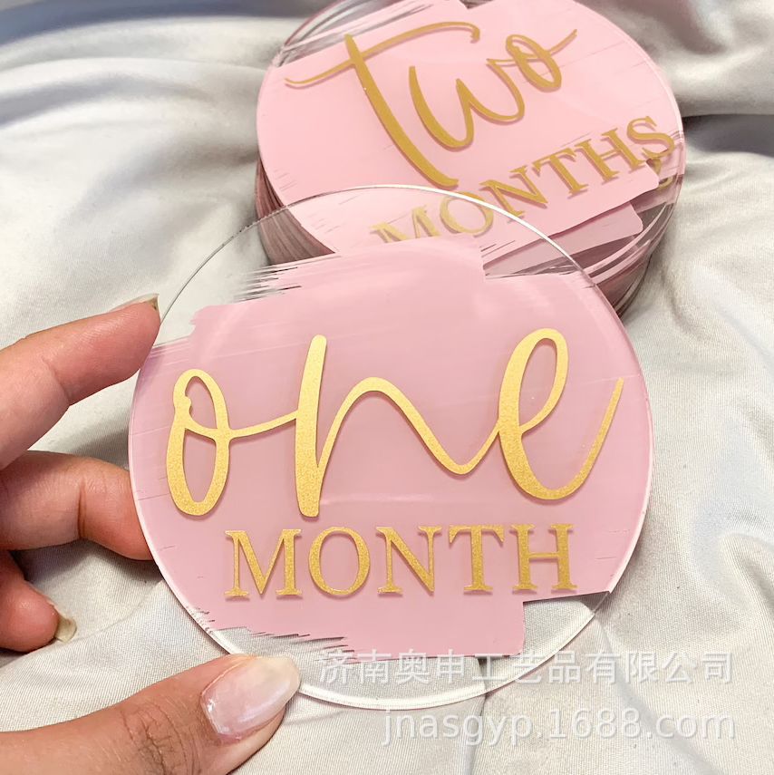 婴儿出生统计照片道具卡片 木质品亚克力圆形宝贝每月里程碑批发