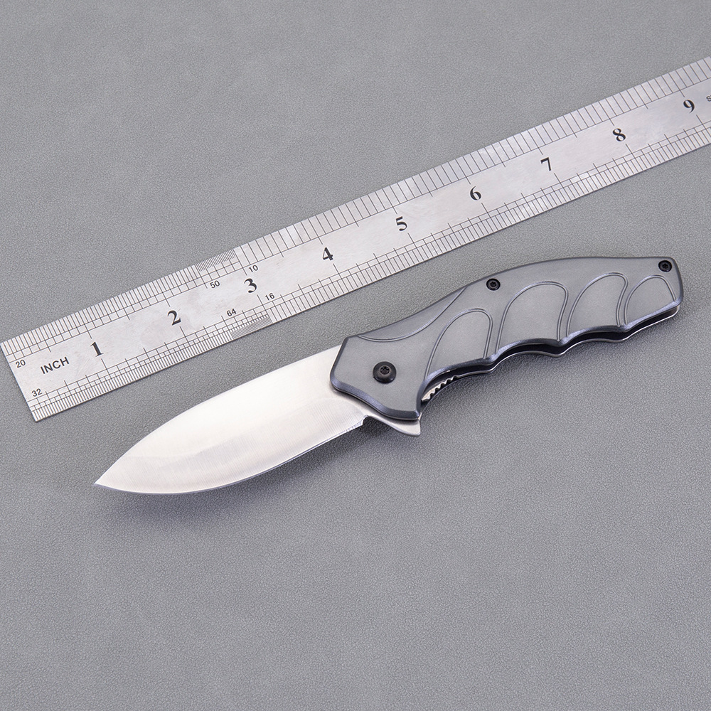 供应折叠11cm不锈钢小刀  野外求生便携小刀