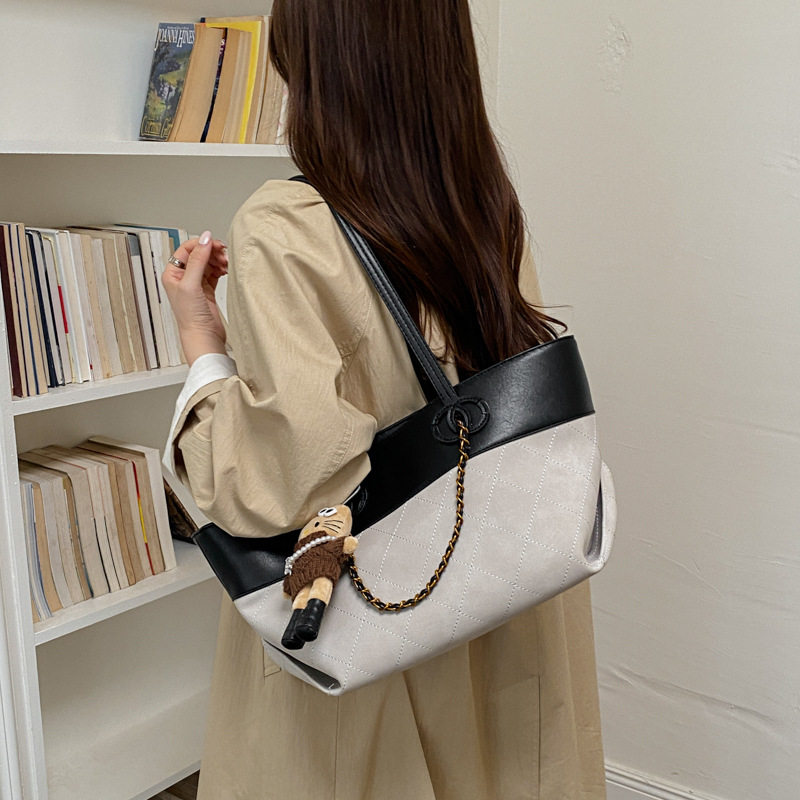 Túi tote nữ da PU cao cấp thiết kế tối giản dáng shopping bag dung lượng lớn đi làm — Màu vàng nâu không có mặt dây chuyền, Màu xanh lá cây không có mặt dây chuyền, Màu xám không có mặt dây chuyền, kaki không có mặt dây chuyền chi tiết 19