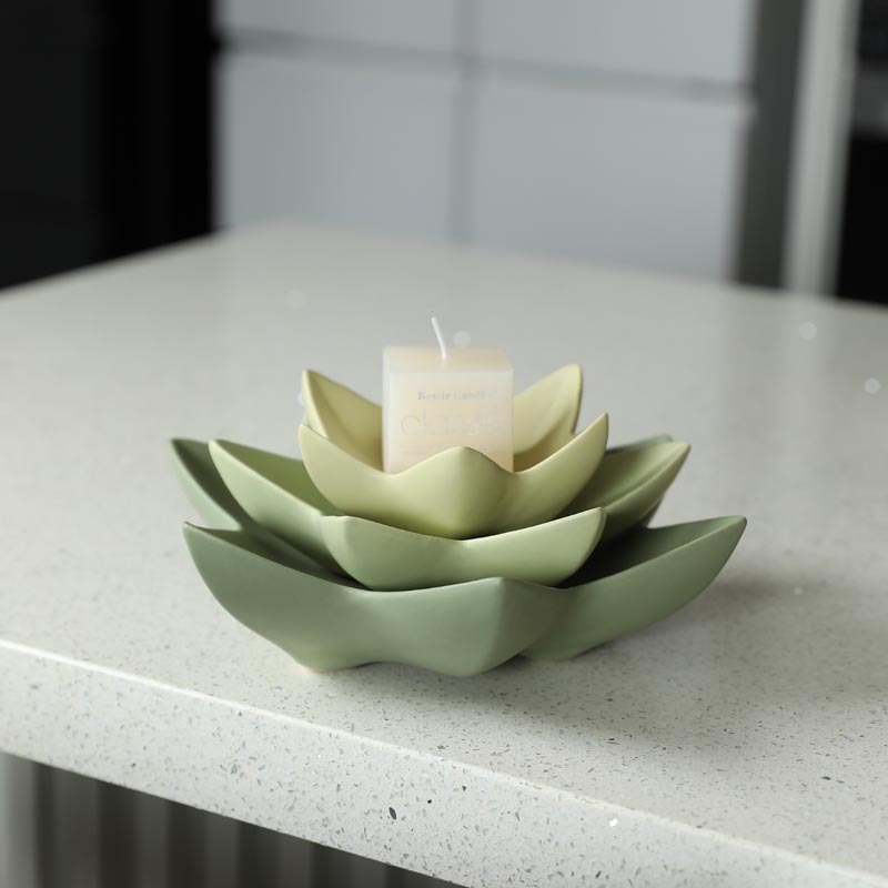 Loto moderno y minimalista creativo bandeja de frutas de cerámica sala de estar casera mesa de té candelabros bandeja decoración suave ornamentos