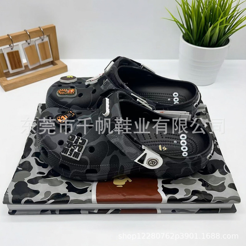 Beipu Ape Camouflage Beach Shoes Collaboration Clogs Low-Top Casual Velcro Sandals for Men and Women