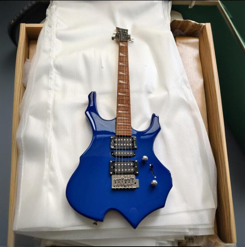 Personalized flame double shake electric guitar beginner universal rock electric guitar professional grade entry guitar wholesale