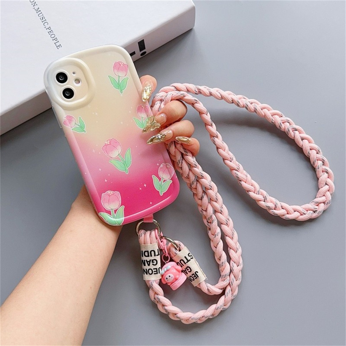 Bandolera de montañismo japonés y coreano, cordón largo, trenza trenzada, muñeca de dibujos animados creativos, colgante, decoración, clip de color de moda