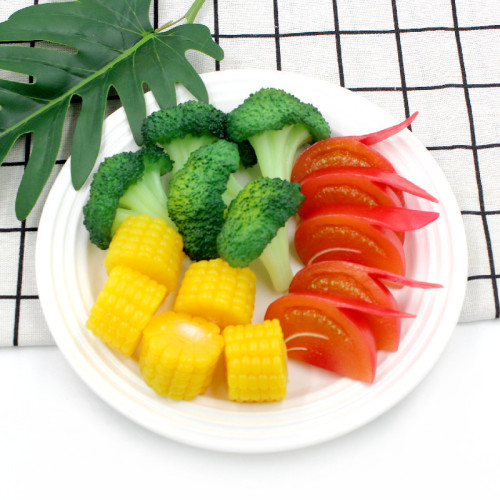Simulated food food, tomatoes, tomatoes, broccoli, corn, model vegetables, gifts, creative ornaments, photography props