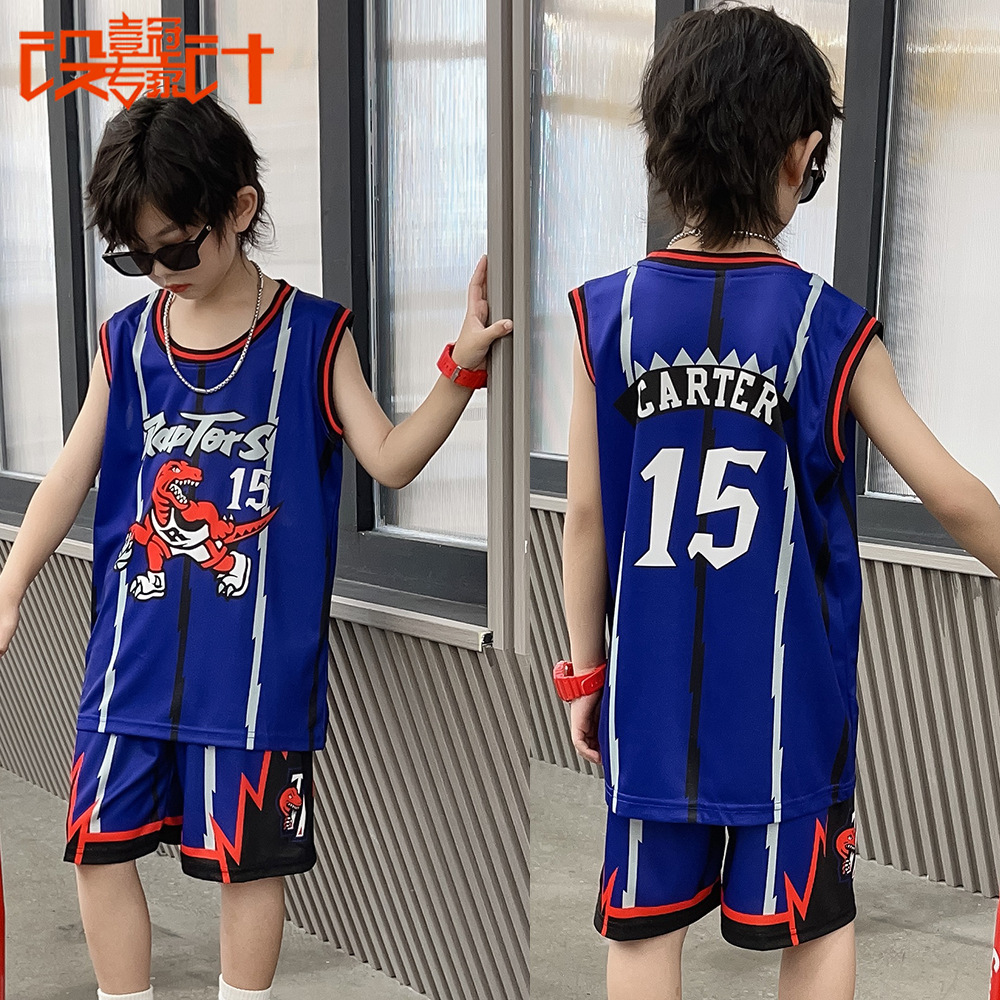 子供服猛龍隊15号カーターバスケットボール服セット子供試合に出場しました。