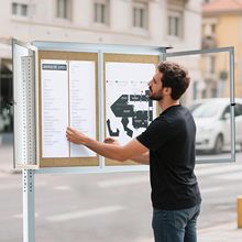 支架室外带锁公告栏扎钉板橱窗告示板铝合金边框学校欧美款式亚马